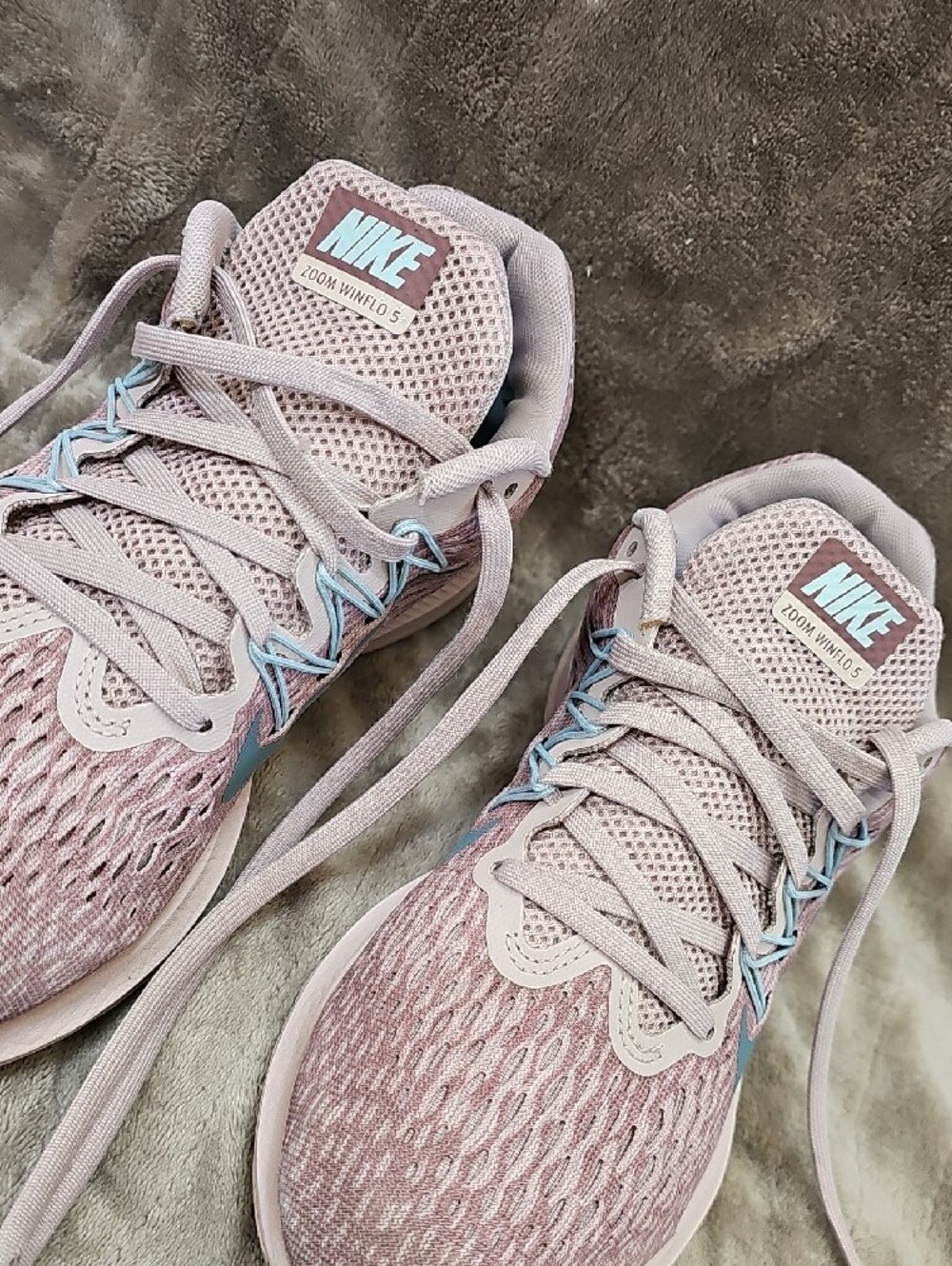 Nike Zoom Winflo 5 Women's Running Shoe - Dusty Rose with Teal Swoosh - Picture 2 of 11